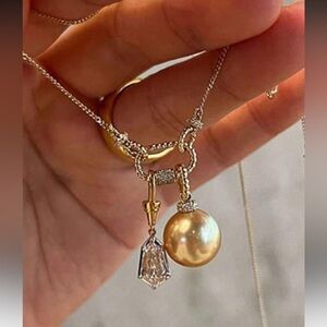 Gold Pearl and Crystal Drop Necklace N1305